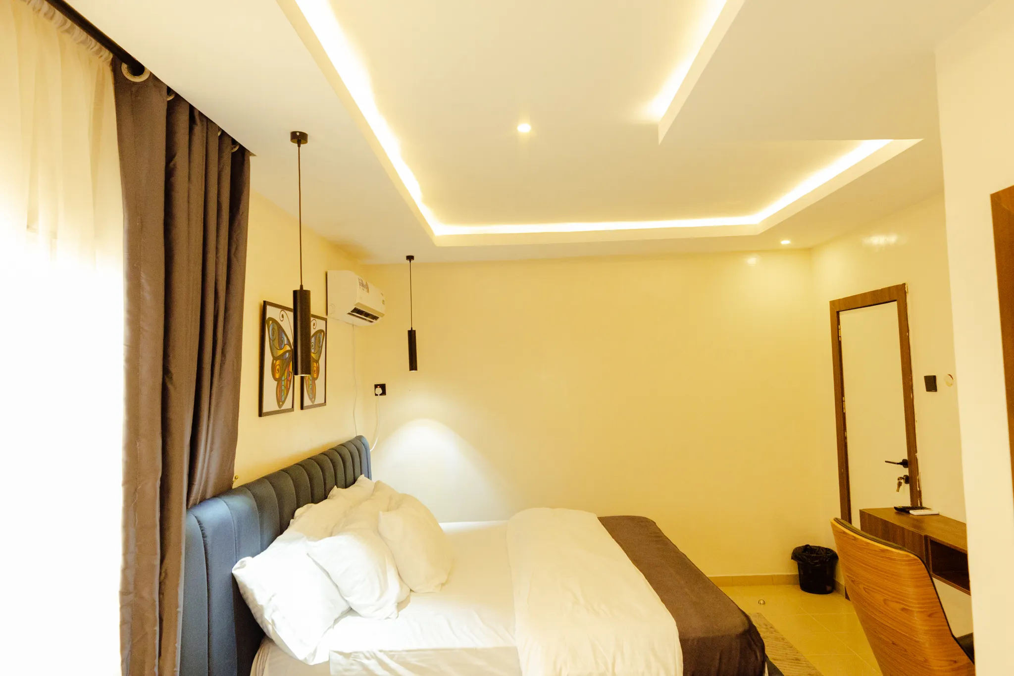 Dimple 44 guest suite